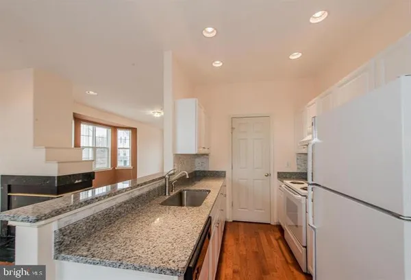 $3,000 | 5710 Goldfinch Court, Ellicott City, MD 21043