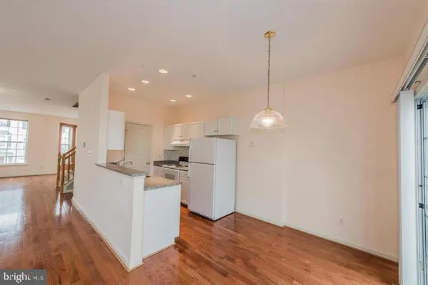 $3,000 | 5710 Goldfinch Court, Ellicott City, MD 21043