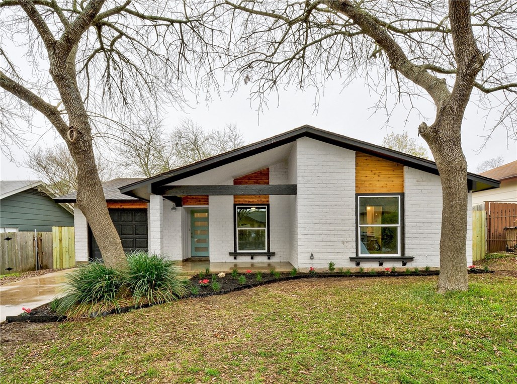707 Huntingdon Place Austin, TX 78745 - Photo 1 of 1