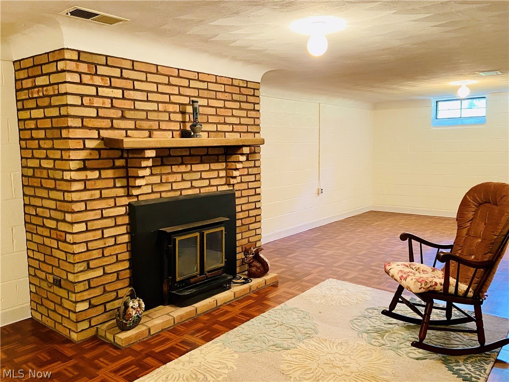 13861 Webster Road Strongsville, OH 44136 - Photo 11 of 23 Gallery Image 11