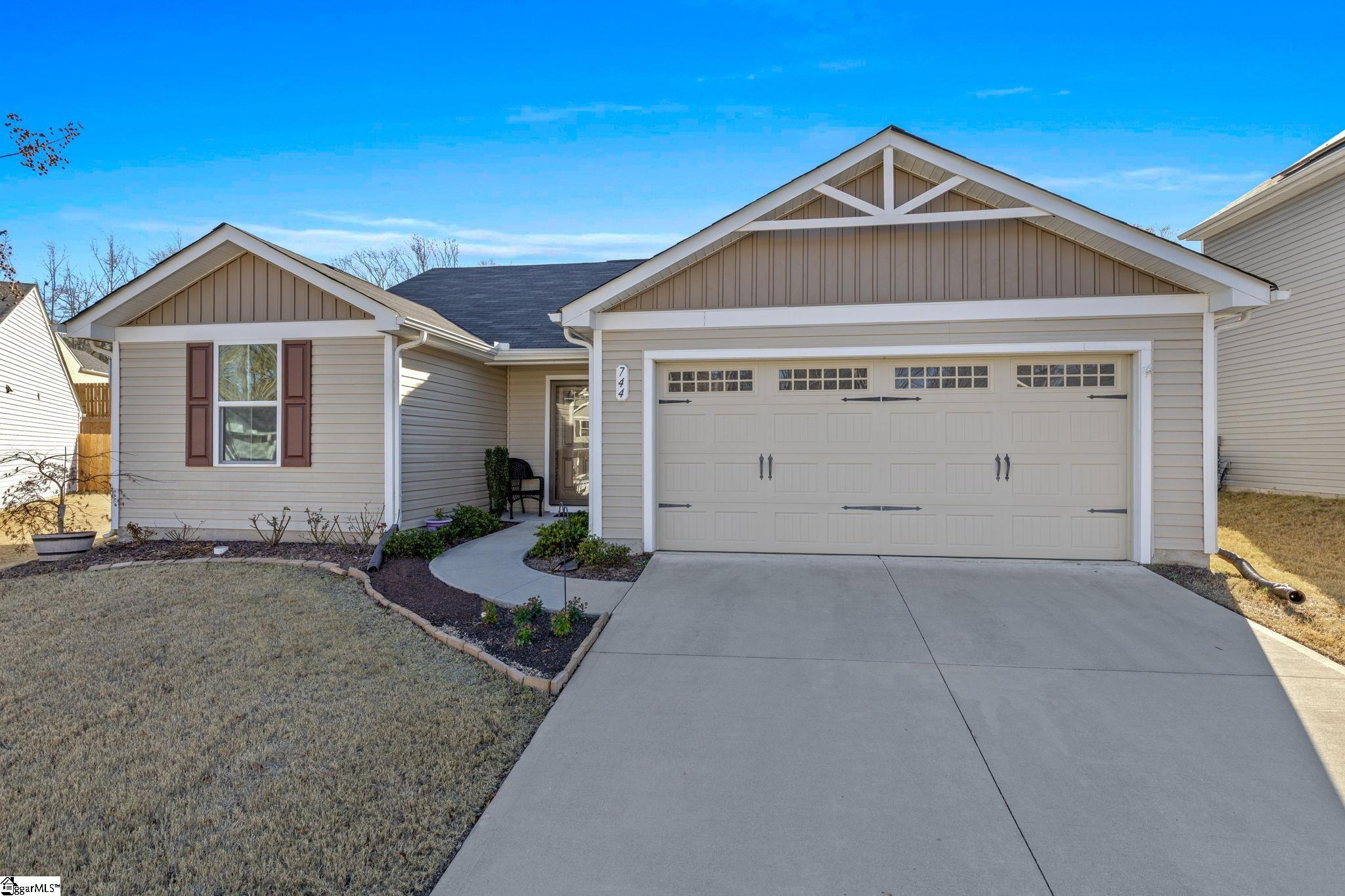 744 Parkside Drive Woodruff, SC 29388 - Photo 1 of 36