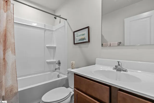 $250,000 | 744 Parkside Drive, Woodruff, SC 29388