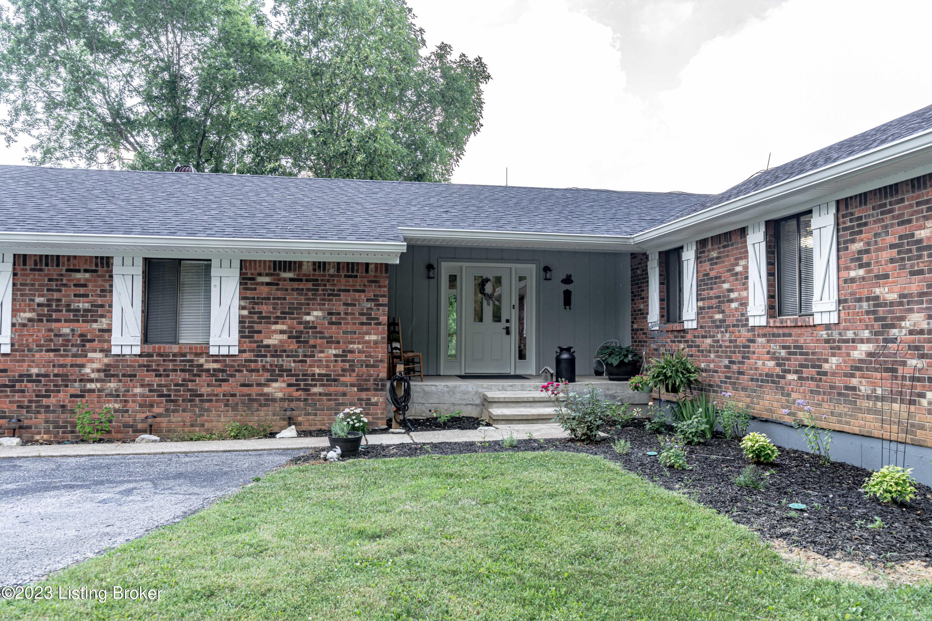 785 Green Farm Road Falls Of Rough, KY 40119 - Photo 2 of 33 DSC05996