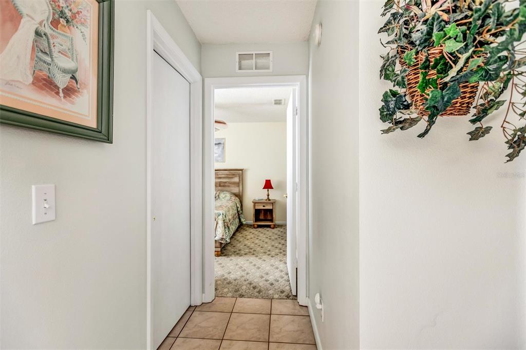 9485 Southwest 92nd Street Road Ocala, FL 34481 - Photo 22 of 38 a en suite bathroom with a toilet