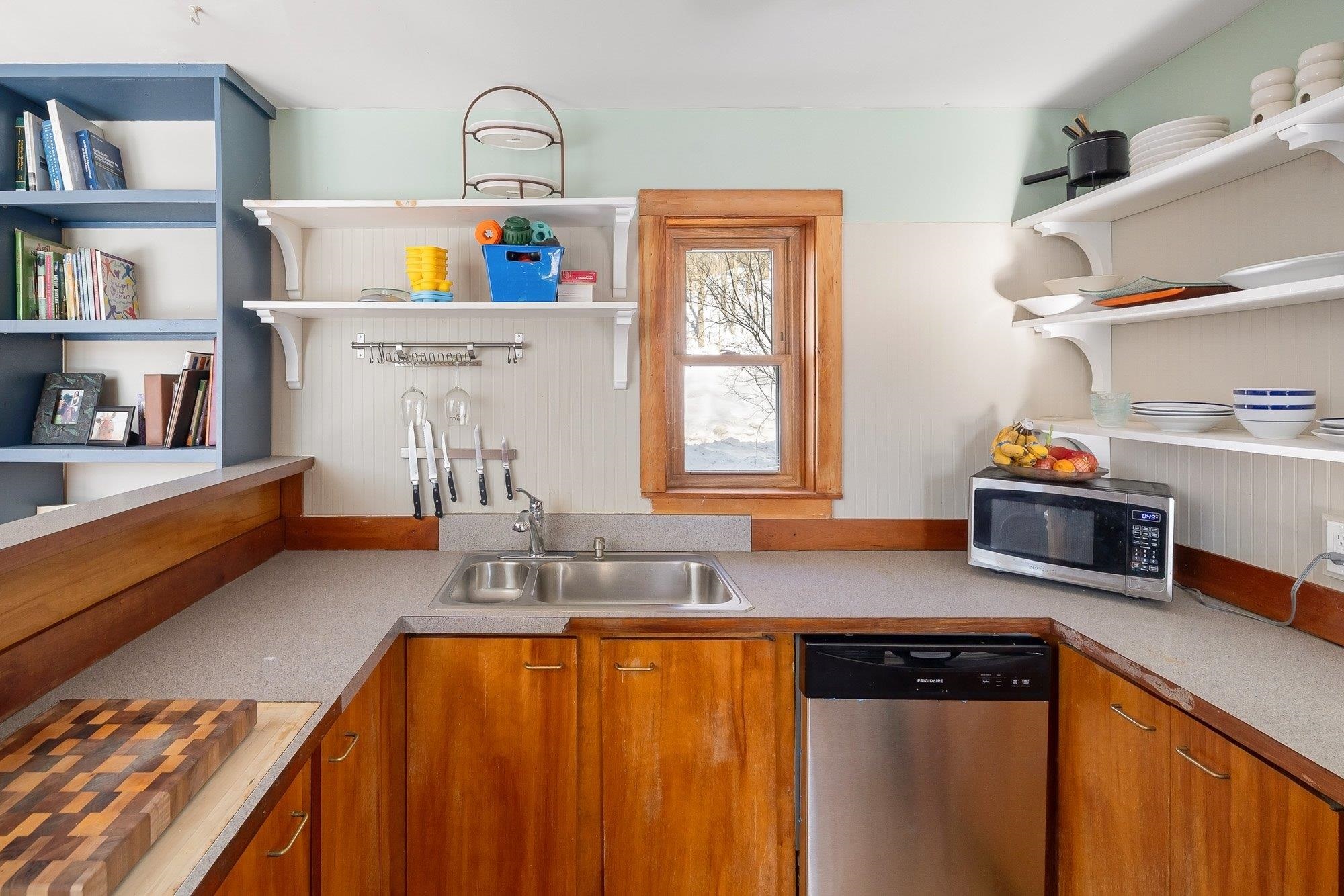 84 Old Mansfield Road Fayston, VT 05673 - Photo 12 of 42