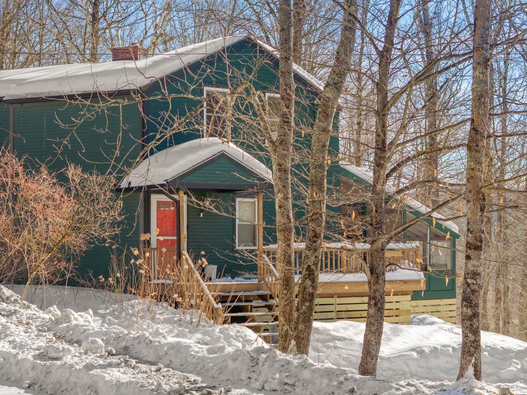 84 Old Mansfield Road Fayston, VT 05673 - Photo 2 of 42