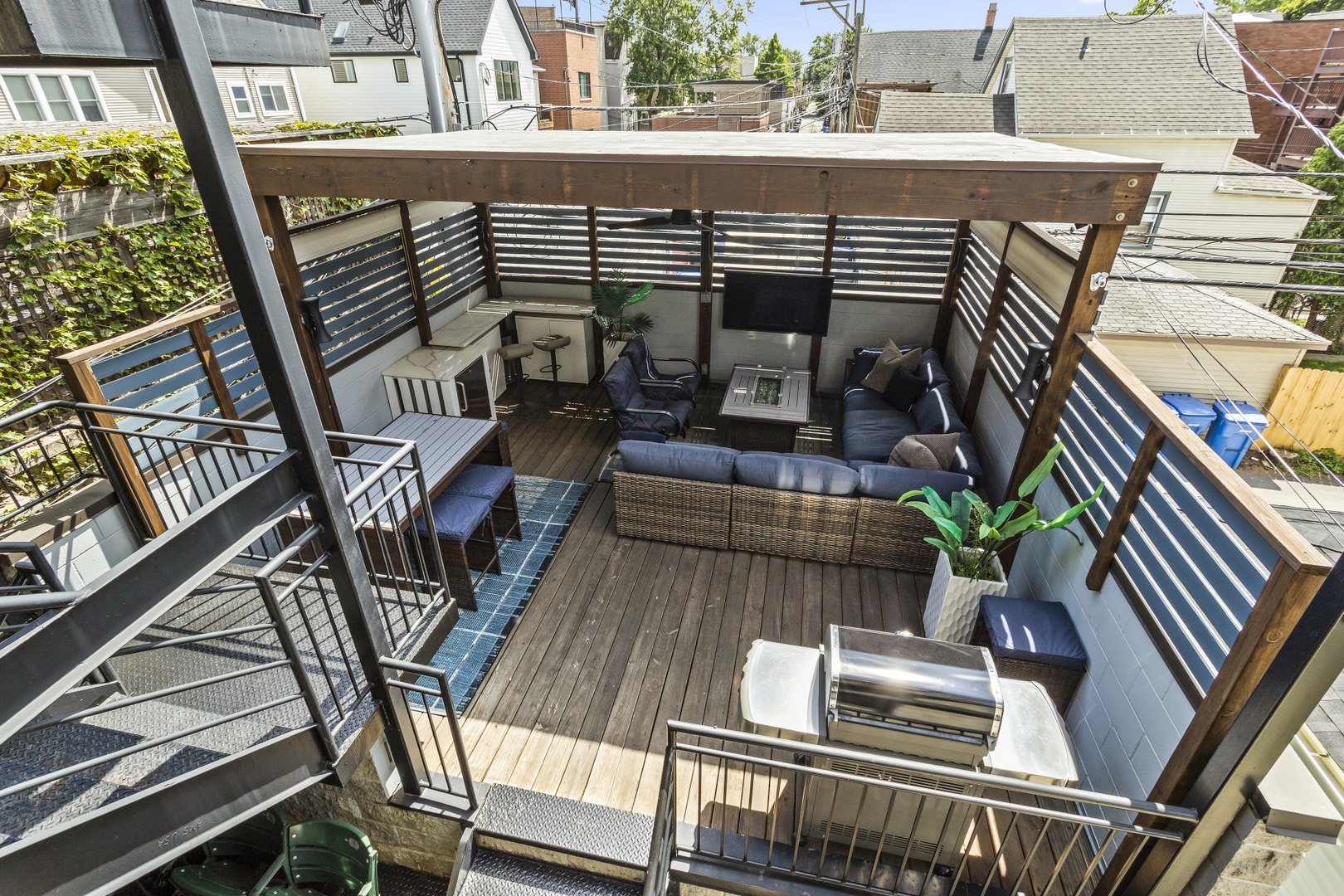 2213 West Roscoe Street, Unit 2 Chicago, IL 60618 - Photo 26 of 34