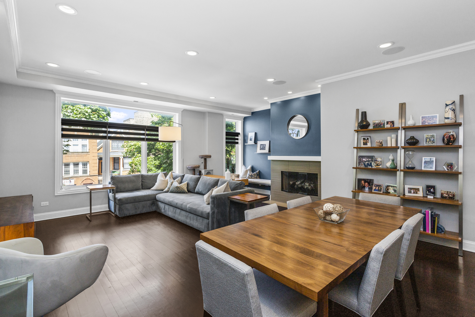 2213 West Roscoe Street, Unit 2 Chicago, IL 60618 - Photo 8 of 34