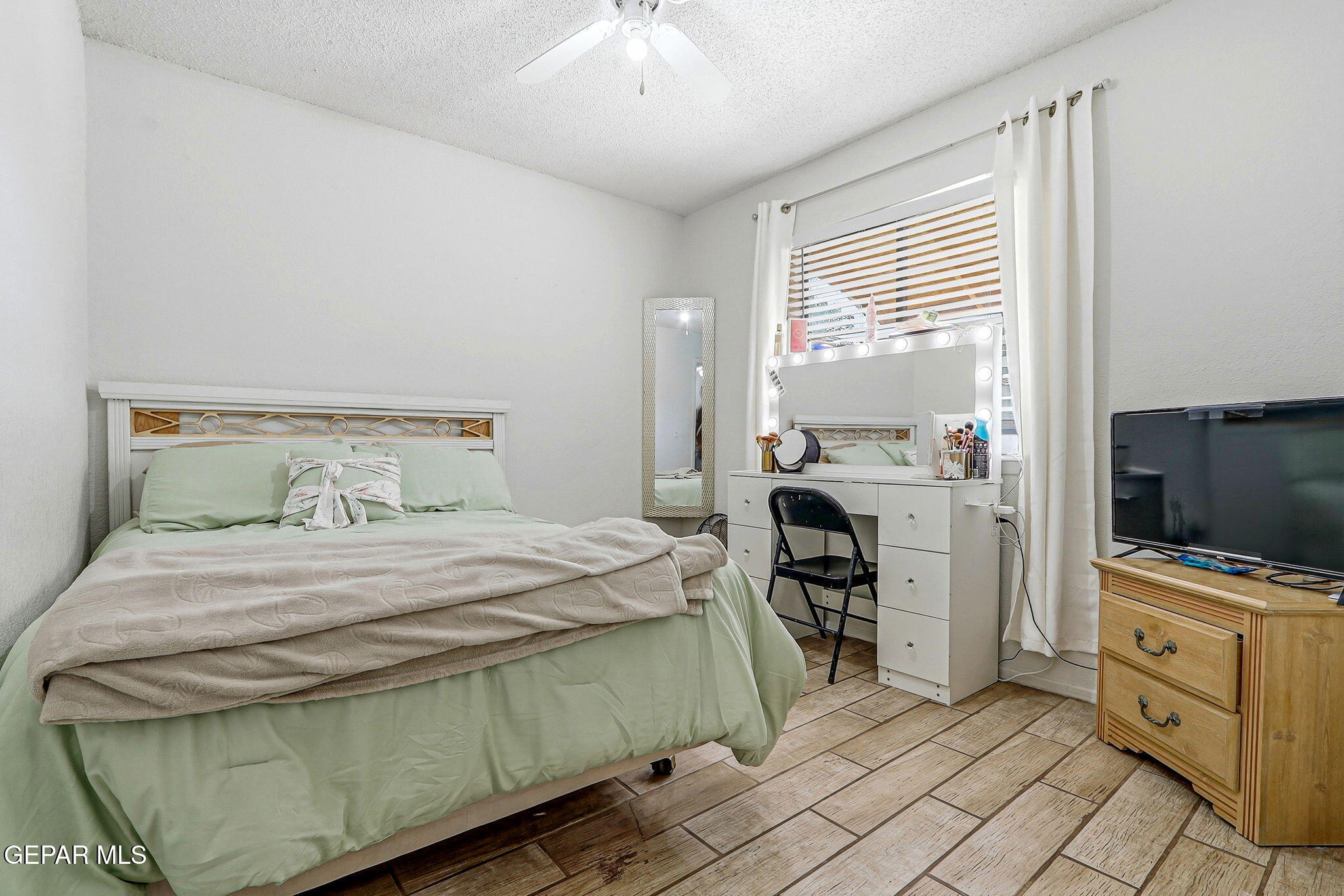 843 Granite Street Anthony, NM 88021 - Photo 15 of 24 18-web-or-mls-IMG_4384