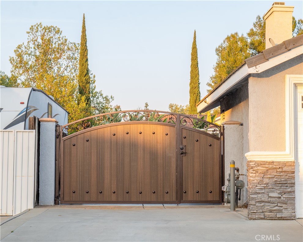 2831 Carma Court Riverside, CA 92503 - Photo 18 of 20 a view of a street with a building
