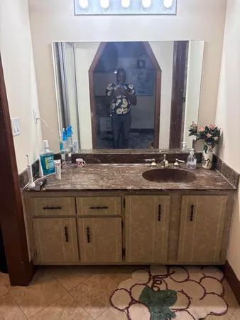 $5,000 | 7930 Northwest 44th Court, Lauderhill, FL 33351