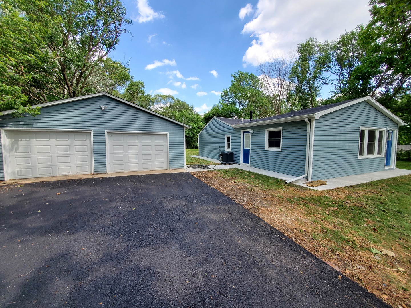 5S301 Tuthill Road Naperville, IL 60563 - Photo 1 of 18