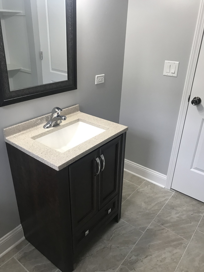 5S301 Tuthill Road Naperville, IL 60563 - Photo 8 of 18