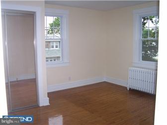 635 Crestview Road Philadelphia, PA 19128 - Photo 10 of 11 Bedroom