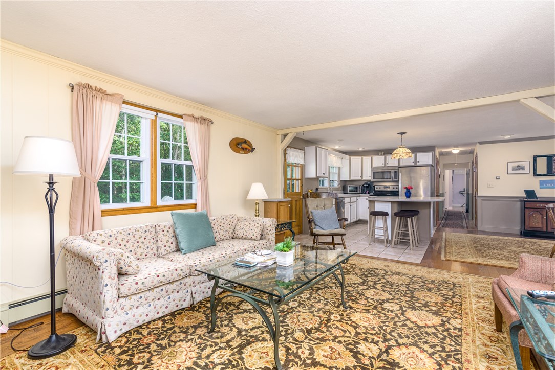 20 Watchaug Lane Charlestown, RI 02813 - Photo 15 of 42 Hardwoods