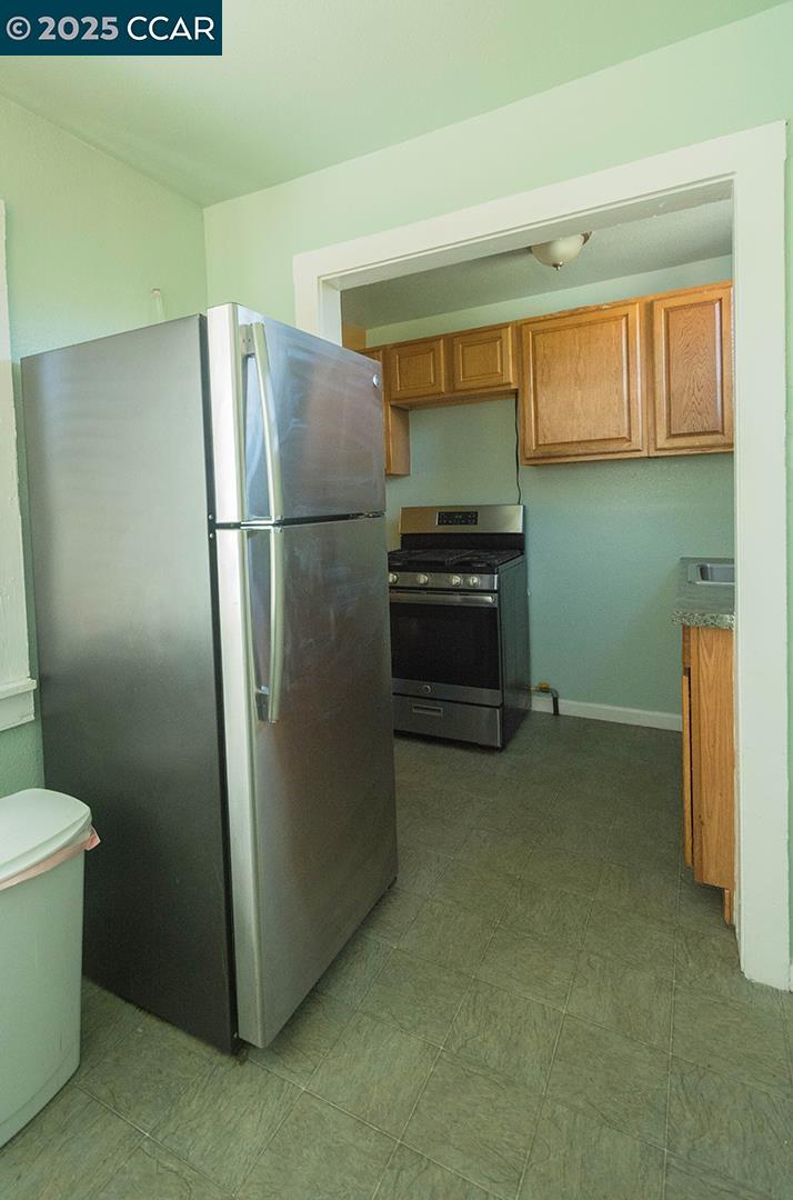 2007 57th Avenue Oakland, CA 94621 - Photo 29 of 33