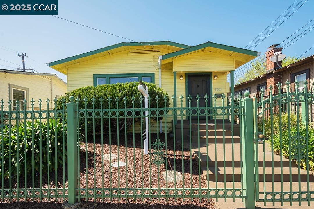 2007 57th Avenue Oakland, CA 94621 - Photo 32 of 33