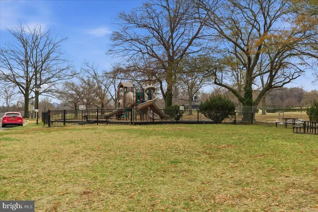 $1,800 | 1111 Arlington Boulevard, Unit 801, Arlington, VA 22209