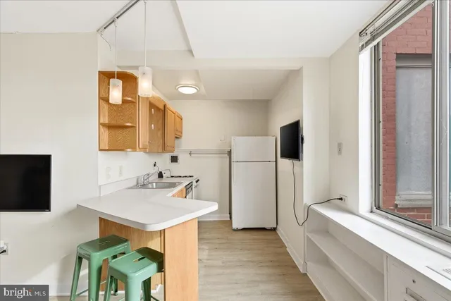 $1,800 | 1111 Arlington Boulevard, Unit 801, Arlington, VA 22209