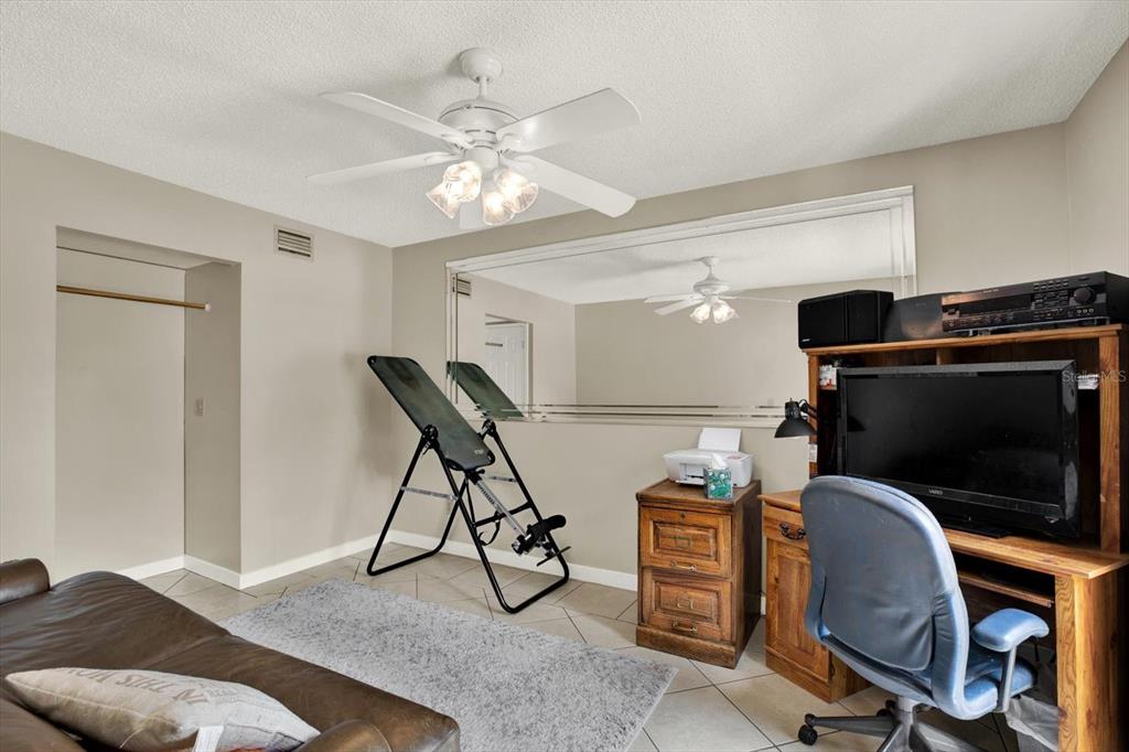1509 Foggy Ridge Parkway Lutz, FL 33559 - Photo 11 of 44