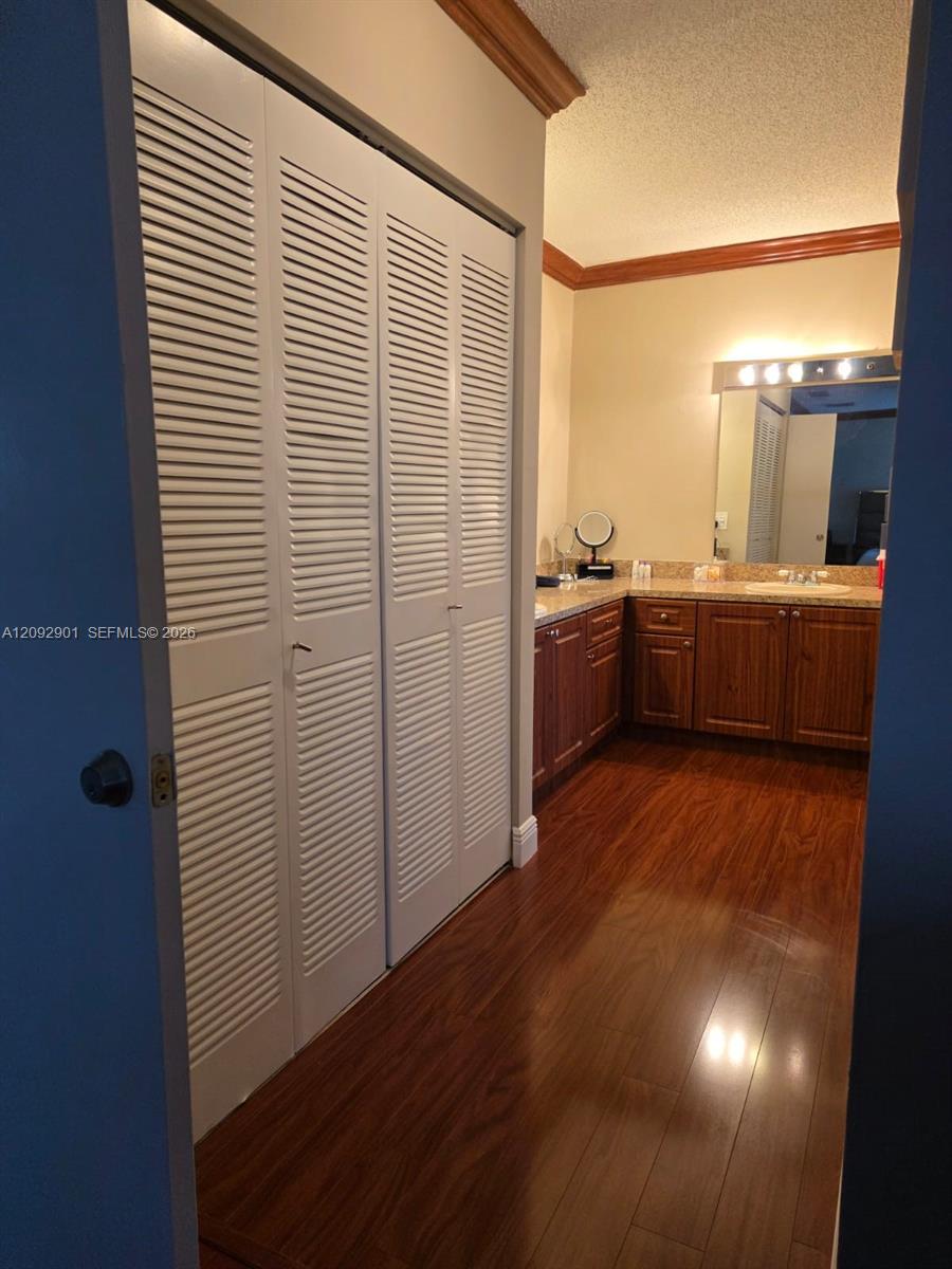9 St, Unit B Miami, FL 33184 - Photo 16 of 27 Gallery Image 16