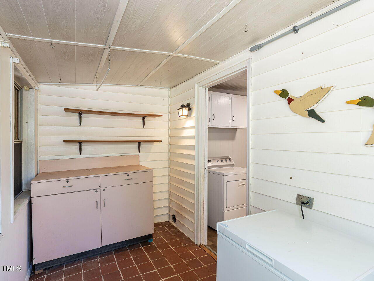 1317 Kelly Road Garner, NC 27529 - Photo 16 of 31 016-1280x960-utility-room