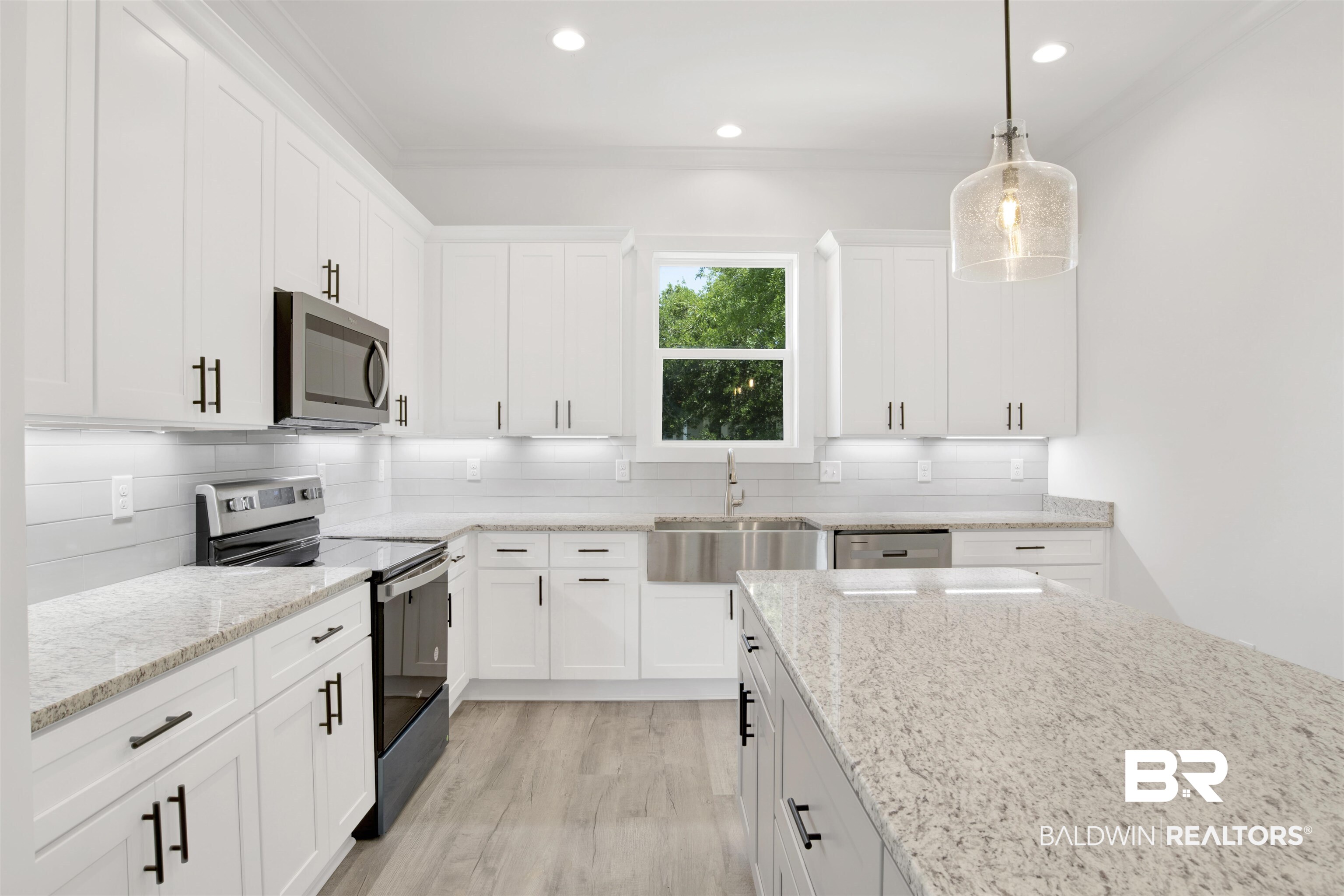 1009 Snapdragon Lane Foley, AL 36535 - Photo 8 of 36