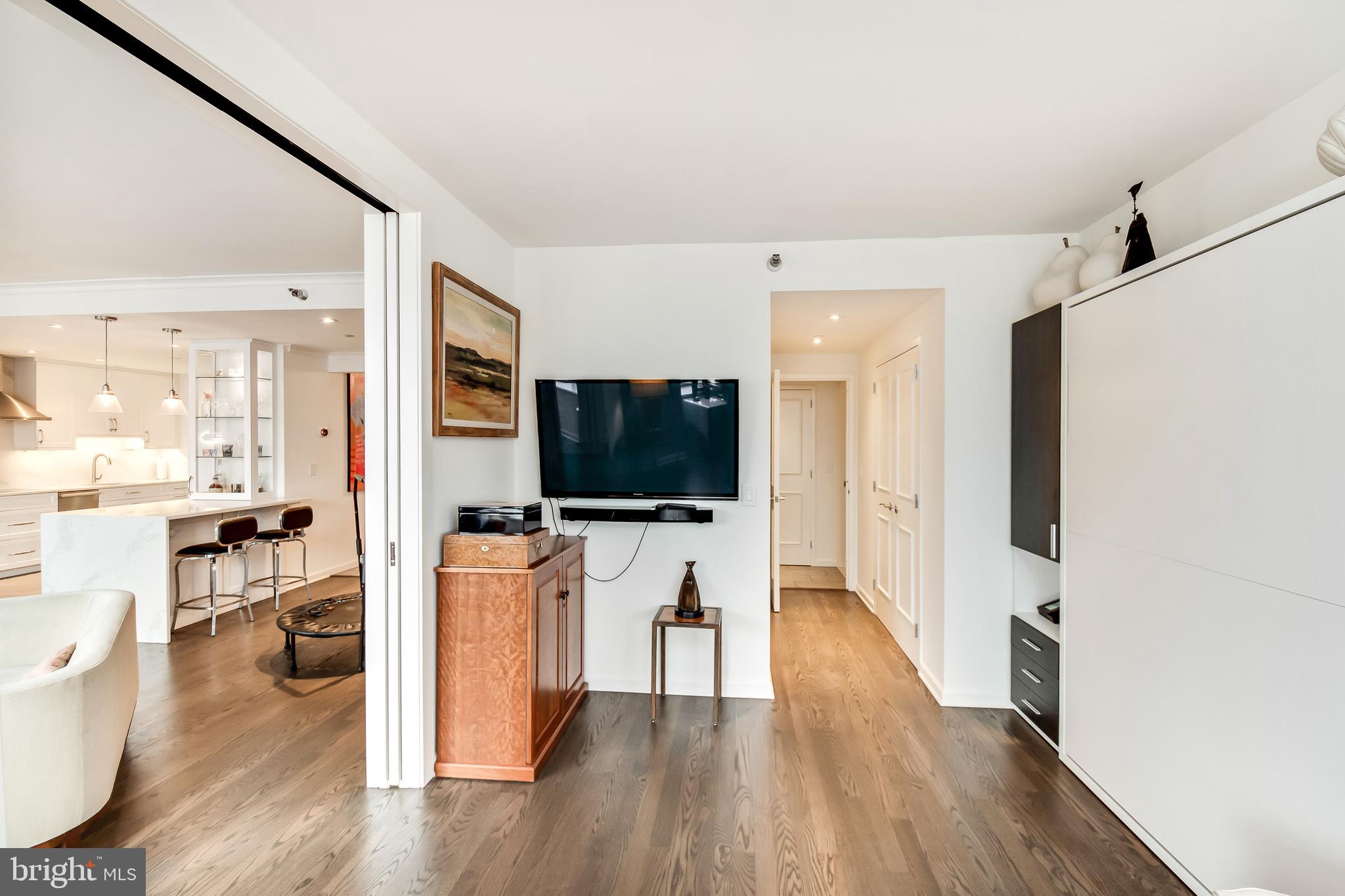 202 West Rittenhouse Square, Unit 2707 Philadelphia, PA 19103 - Photo 17 of 43 2nd Bedroom being used as Office/Den