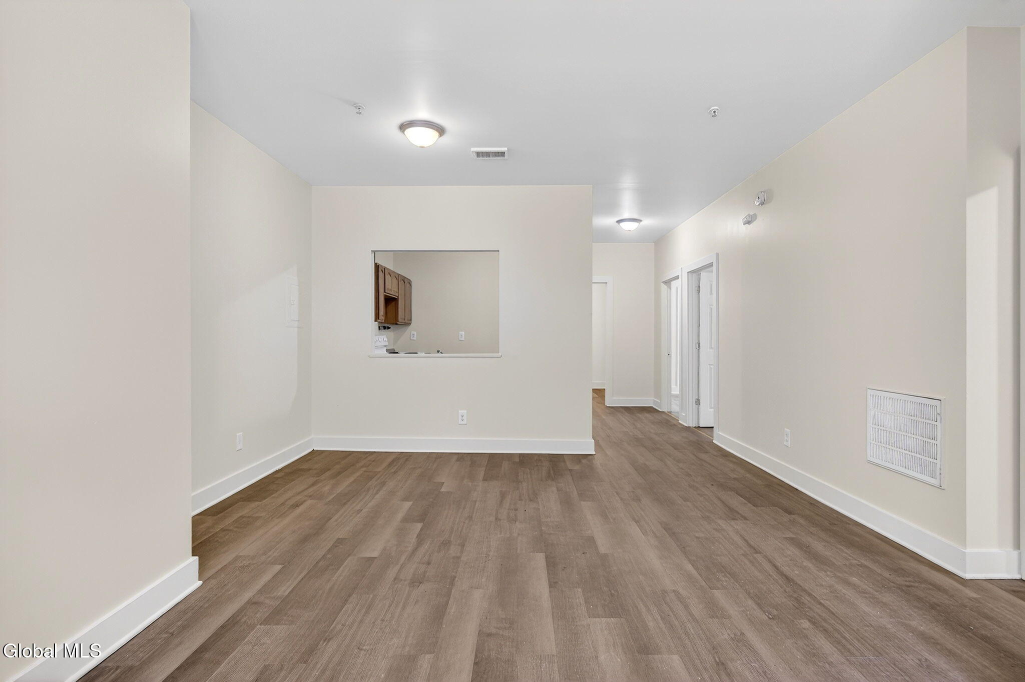 38 Tyler Street Troy, NY 12180 - Photo 3 of 28 38 Tyler Interior 2