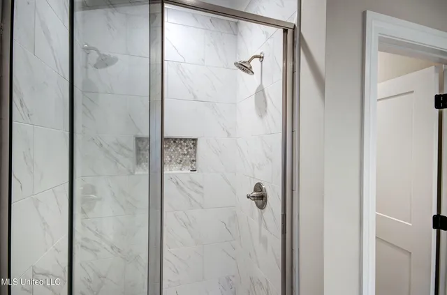 $2,800 | 117 Southern Oak Way, Canton, MS 39046