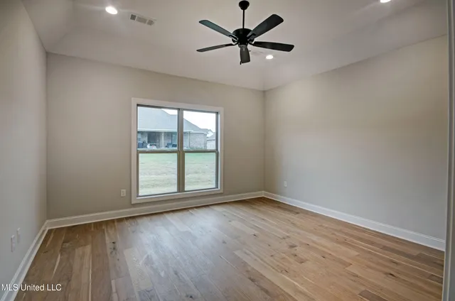 $2,800 | 117 Southern Oak Way, Canton, MS 39046