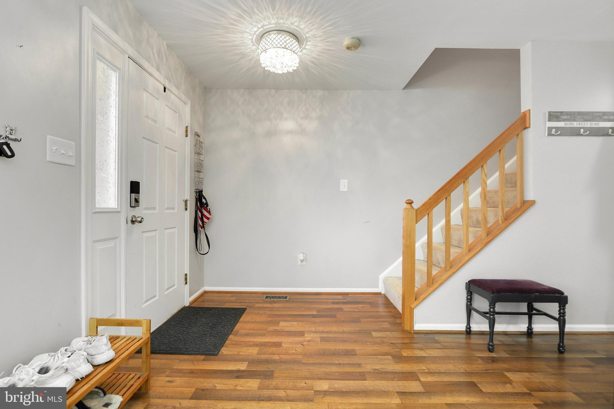 9216 Ispahan Loop Laurel, MD 20708 - Photo 3 of 57
