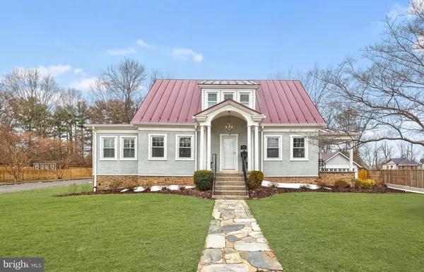 $970,000 | 9016 Grant Avenue, Manassas, VA 20110
