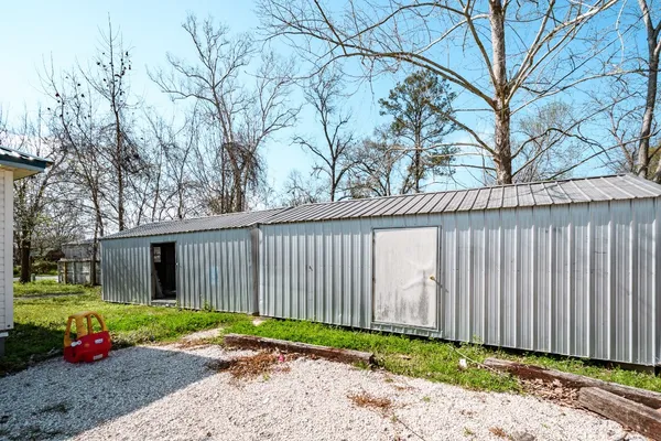 $389,000 | 108 West Barrow Street, Dayton, TX 77535