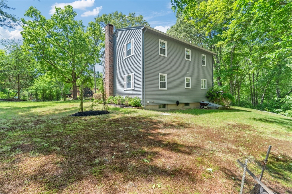 224 Perryville Road Rehoboth, MA 02769 - Photo 4 of 28