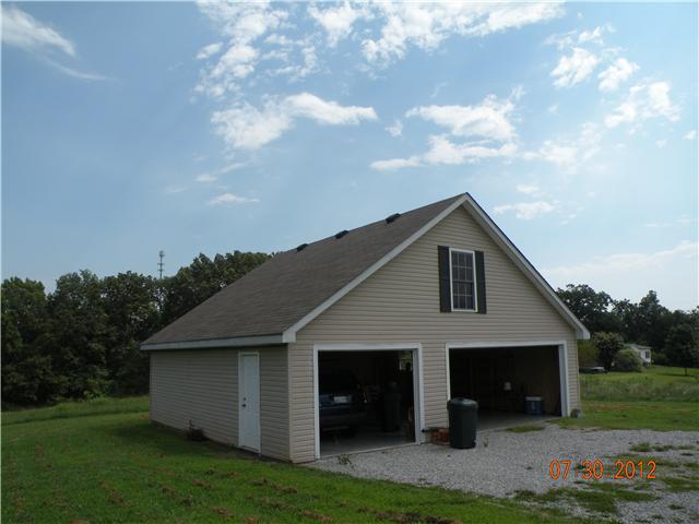 6352 Kelly Willis Road Greenbrier, TN 37073 - Photo 10 of 11 Front View of Garage