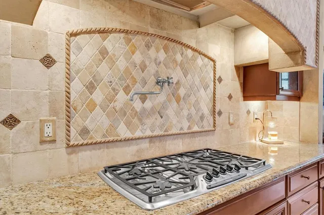 $2,399,000 | 2861 Roehampton Close, Tarpon Springs, FL 34688