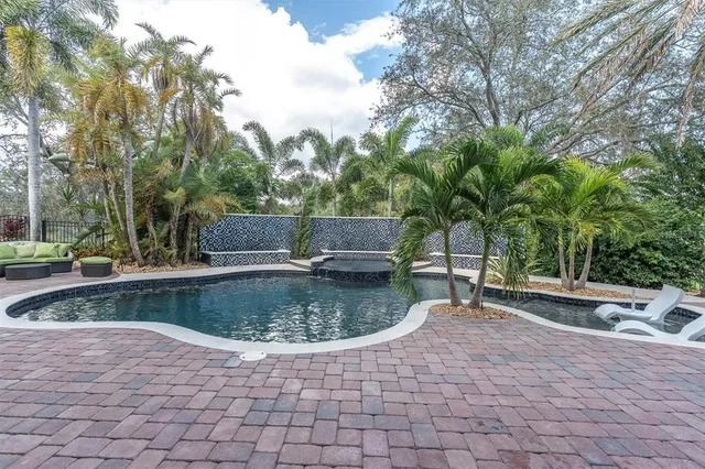 $2,399,000 | 2861 Roehampton Close, Tarpon Springs, FL 34688