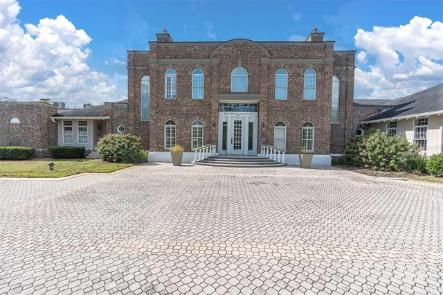 $2,470,000 | 2861 Roehampton Close, Tarpon Springs, FL 34688