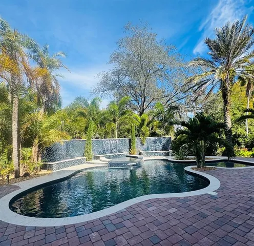 $2,399,000 | 2861 Roehampton Close, Tarpon Springs, FL 34688