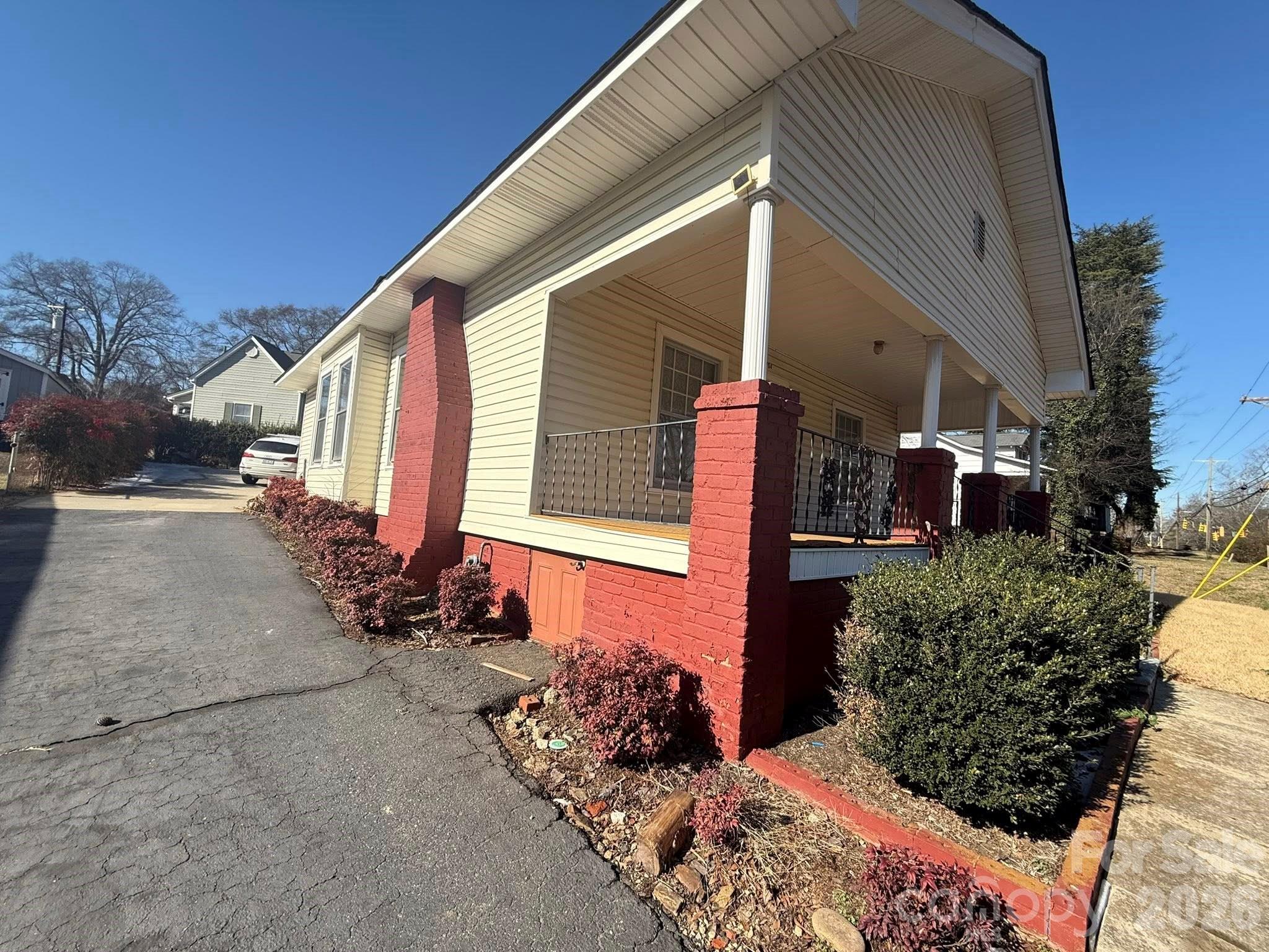 704 Old Charlotte Road Southwest Concord, NC 28027 - Photo 3 of 17