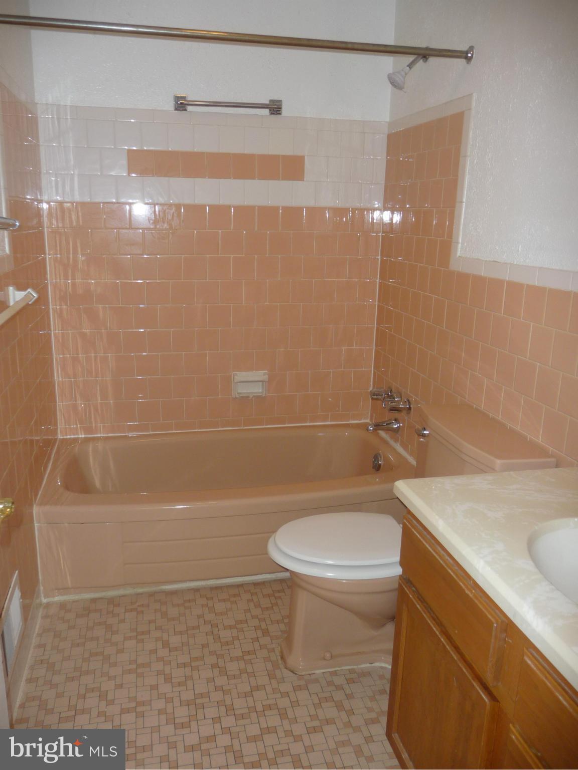 210 Highmeadow Road Reisterstown, MD 21136 - Photo 13 of 24 Bath