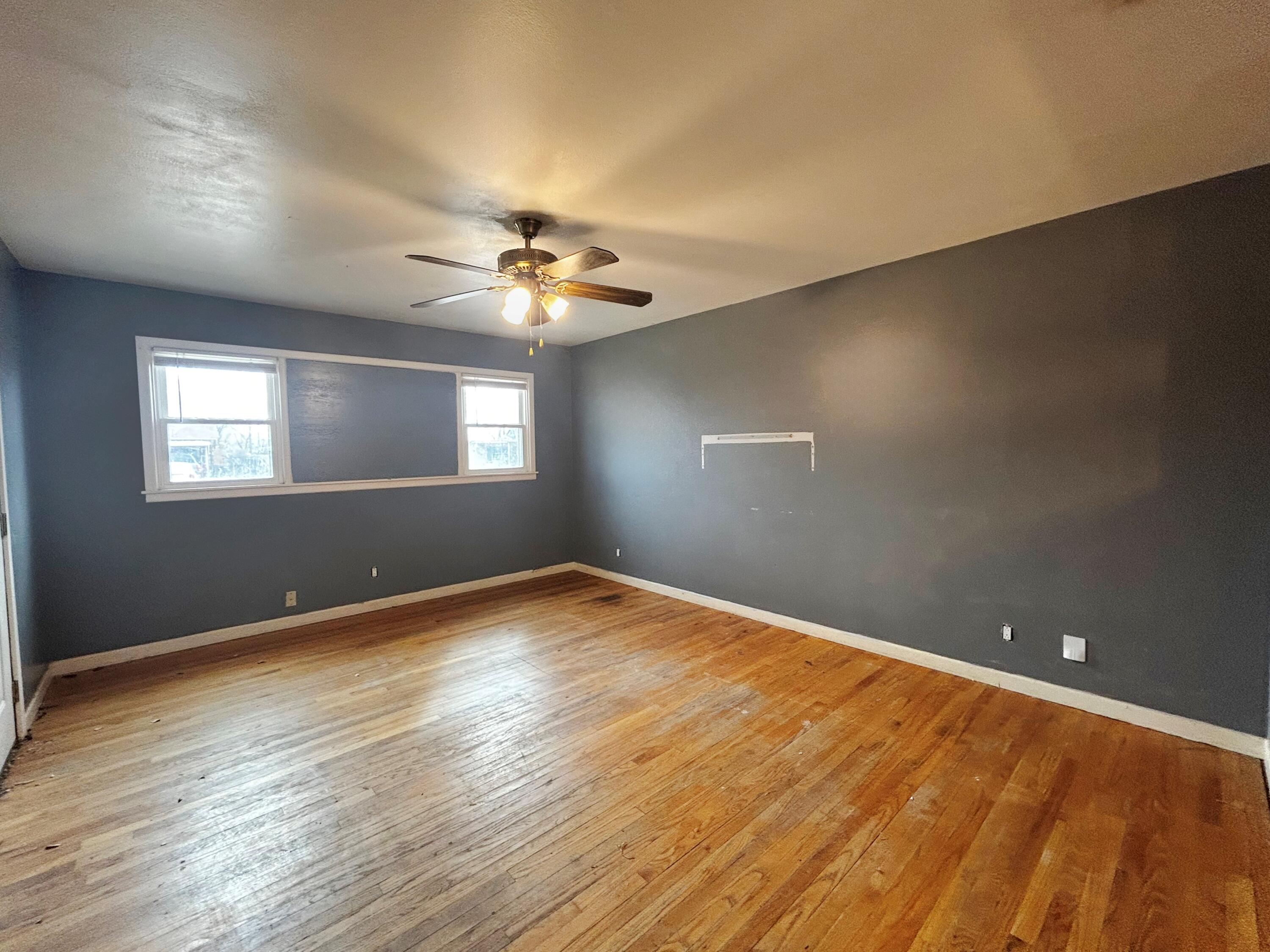 2008 46th Street Lubbock, TX 79412 - Photo 2 of 10 IMG_9499