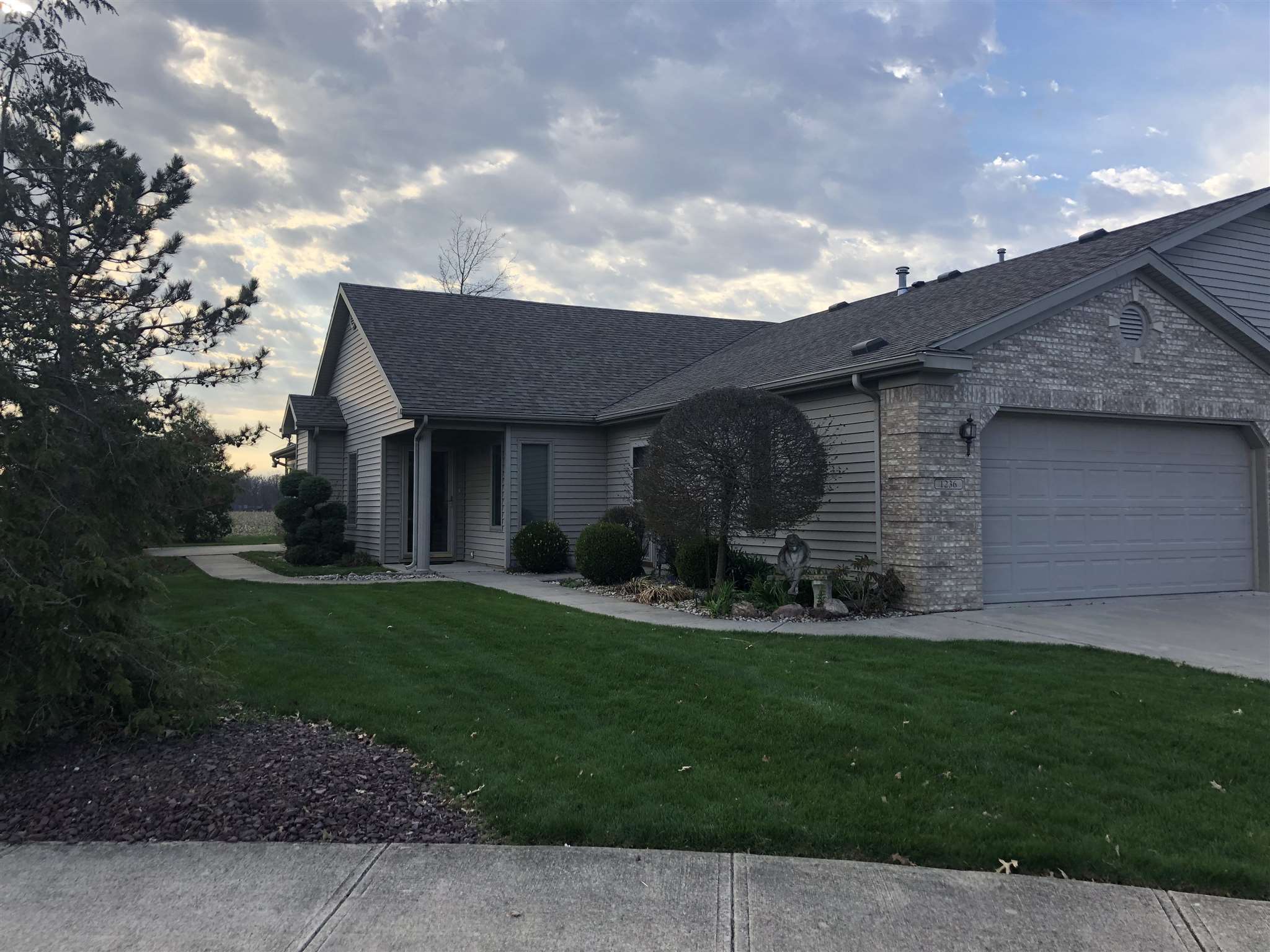 1236 Oak Grove Place Decatur, IN 46733 - Photo 1 of 20
