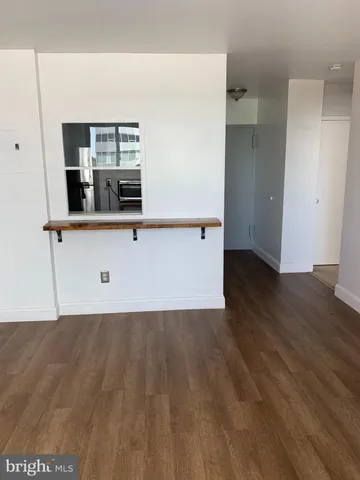 $1,800 | 1021 Arlington Boulevard, Unit 609, Arlington, VA 22209