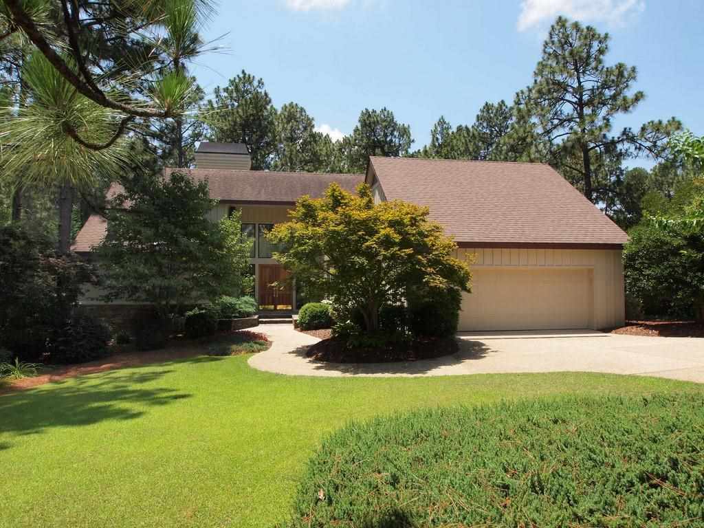 290 Inverrary Road Pinehurst, NC 28374 - Photo 1 of 25 Primary Photo
