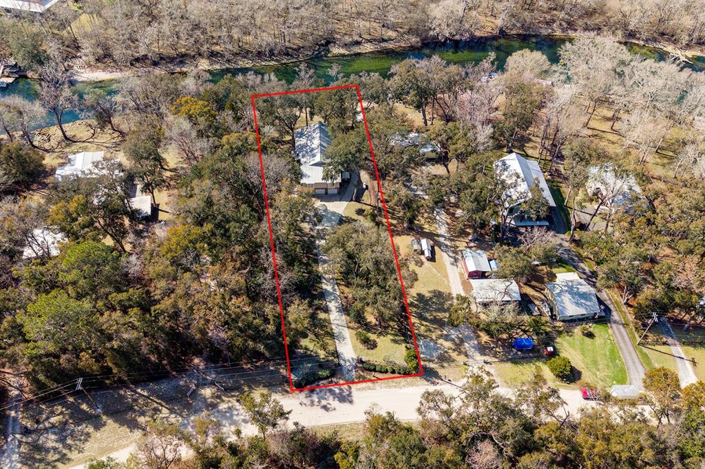 498 Southwest Manatee Terrace Fort White, FL 32038 - Photo 20 of 50 a view of outdoor space with sitting area
