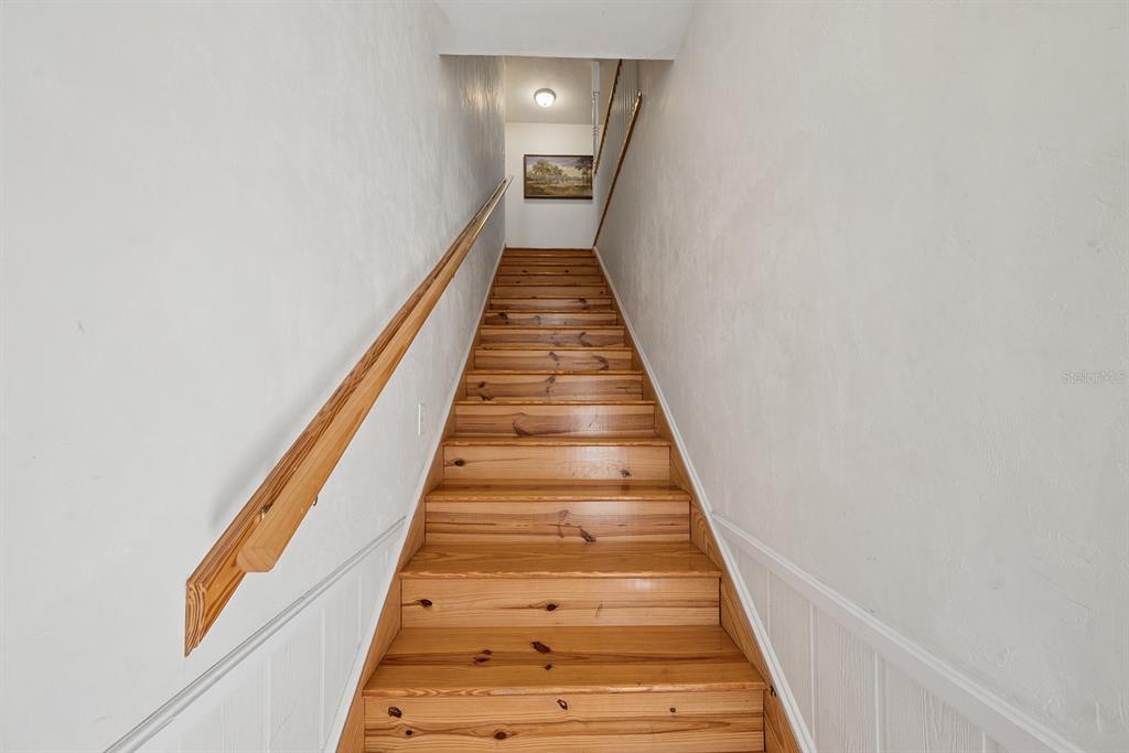 498 Southwest Manatee Terrace Fort White, FL 32038 - Photo 26 of 50 a view of entryway