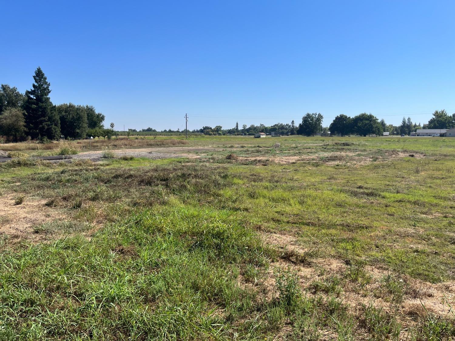 222 East Gridley Road Gridley, CA 95948 - Photo 2 of 5 a view of lake and mountain