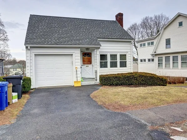 $3,350 | 317 Elmwood Avenue, Quincy, MA 02170